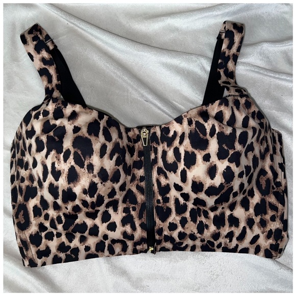Victoria’s Secret Knockout Zip Up Sports Bra in Classic Leopard Brown size 36DD - Picture 6 of 9